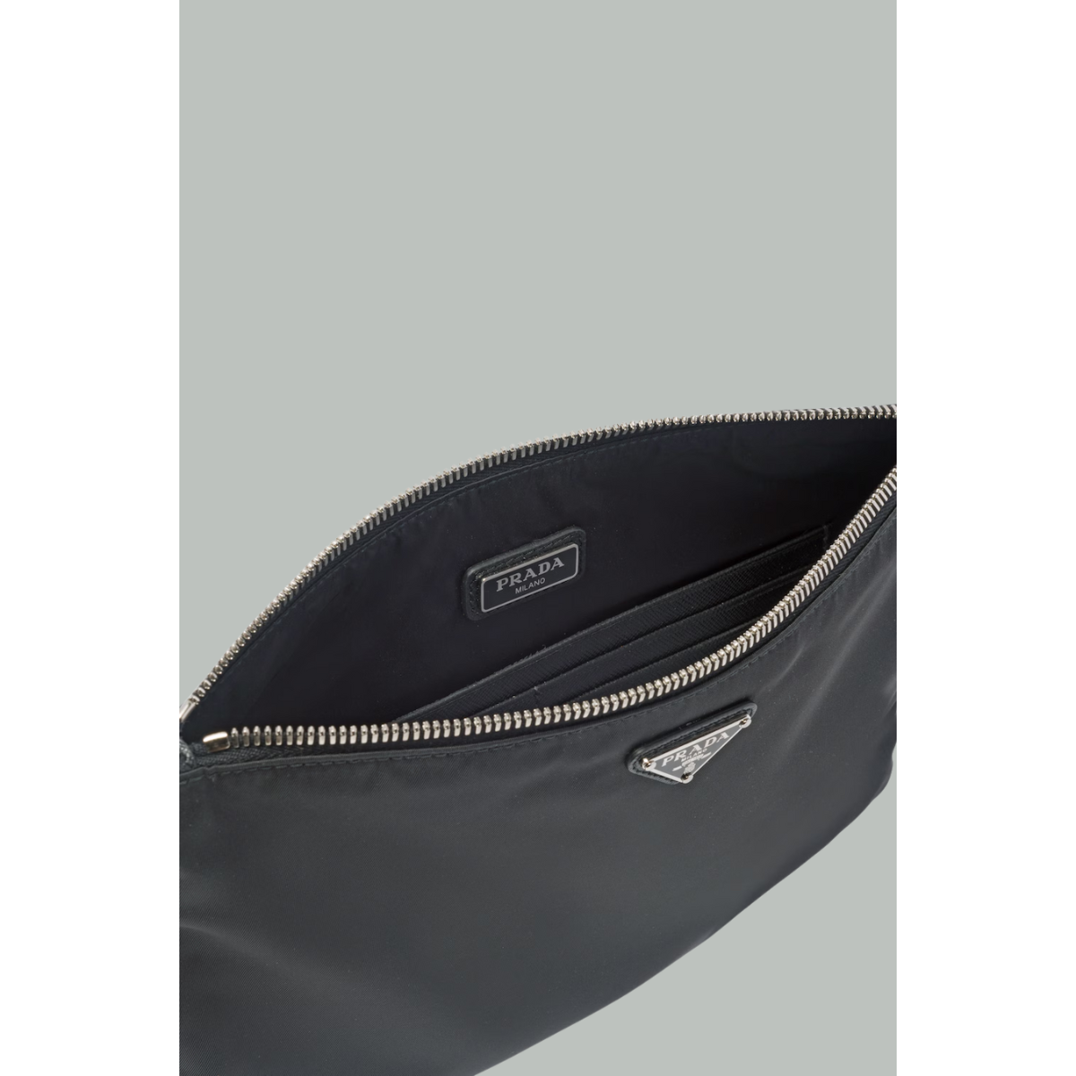 Pochette en Re-Nylon et cuir Saffiano - Noir - PRADA