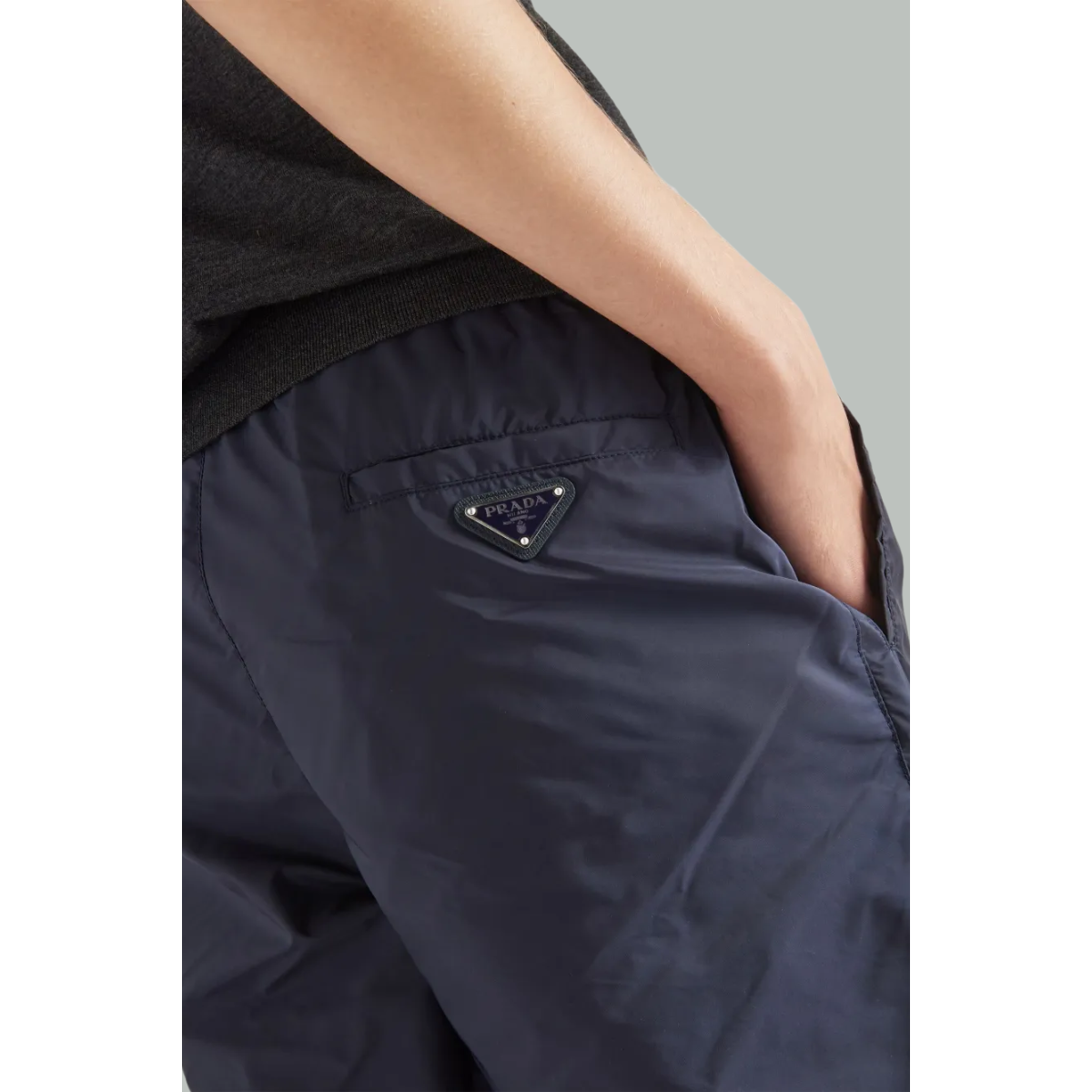 Short De Bain À Logo Triangle - Bleu Marine / Re-Nylon - PRADA