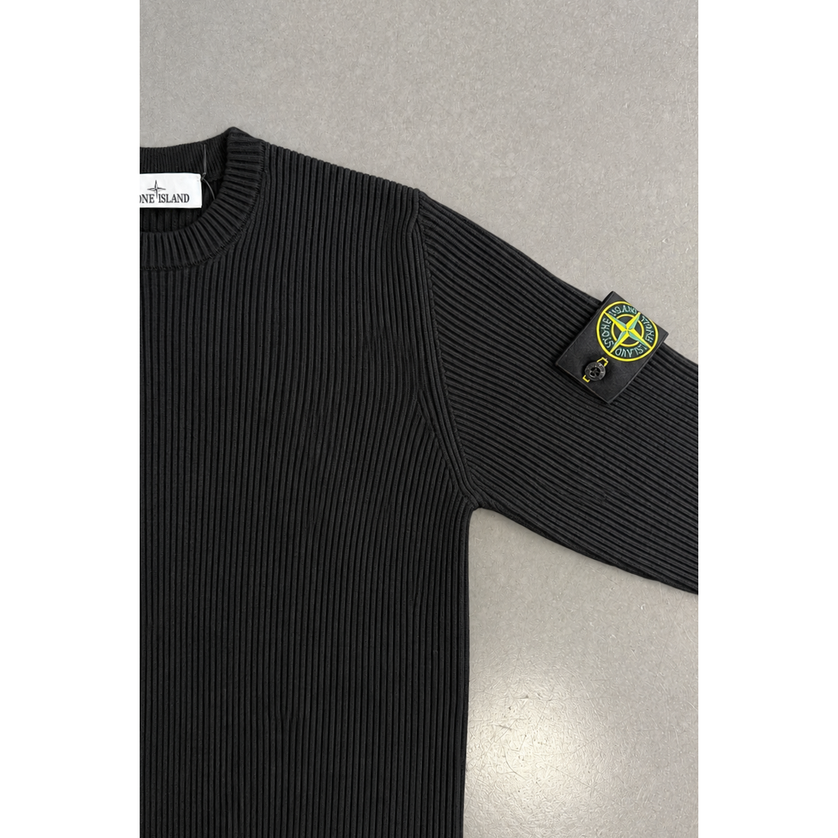 Pull Ras-Du-Cou à Finitions Côtelées - Noir - STONE ISLAND