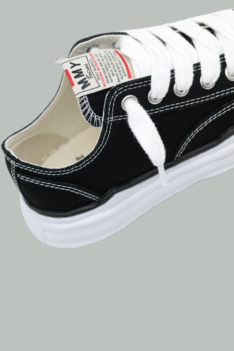 Peterson Canvas Sneakers - Women's - Black - MAISON MIHARA YASUHIRO